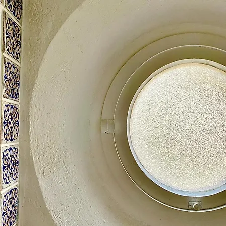 Charming One-bedroom In St Raphael - Maurin - 2140